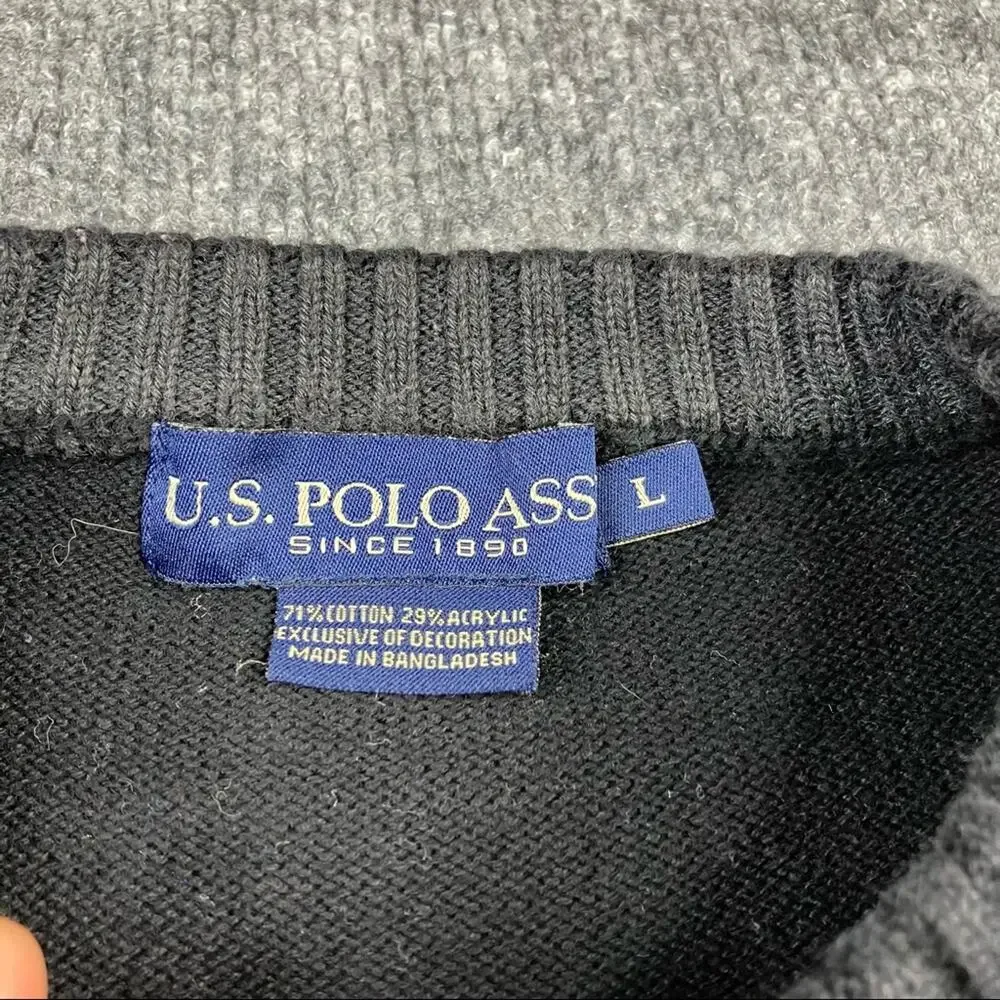 US Polo Association stripped weater Size‎ large color block blue black